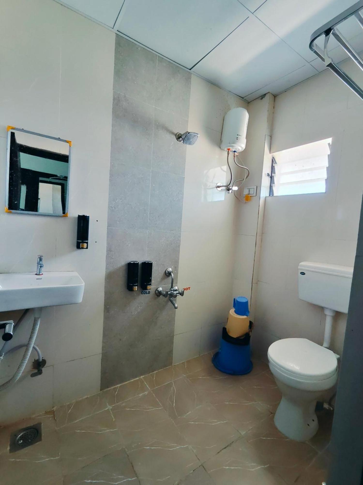 בהוי Hotel Heritage Palace מראה חיצוני תמונה